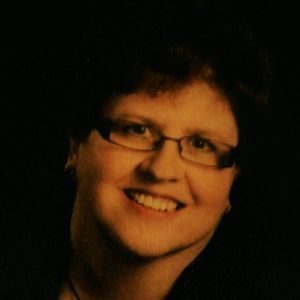 Meet your Posher, Lorraine